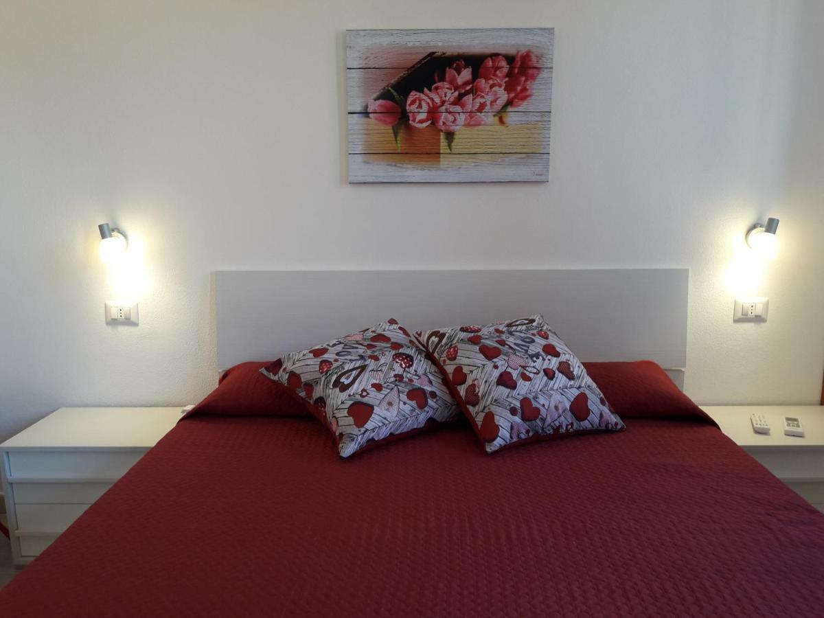 Affittacamere B&B Il Fiore Posada  Bagian luar foto